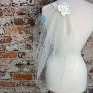 Bridal birdcage with flower accent